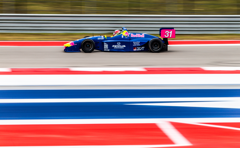 Illustration for article titled This Is What Vintage Car Racing Heaven Looks Like When It Comes To Texas